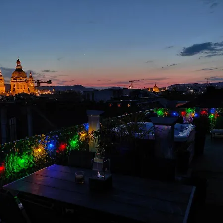 Rooftop With Private Jacuzzi Apartment